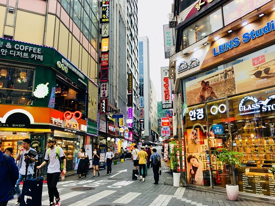 Khách sạn khu Myeongdong