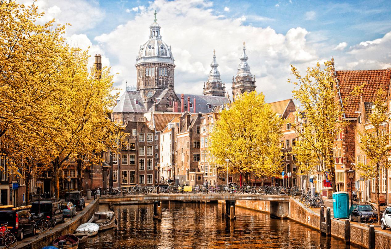 Những nhà thờ đẹp ở Amsterdam